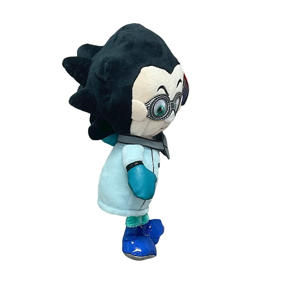 Peluche PJ Masks Romeo 20cm - Peluches de Séries Infantis Descubra o Peluche PJ Masks Romeo 20cm, inspirado no vilão mais divertido da série Disney Junior. Ideal para crianças +3 anos, macio, seguro e perfeito para brincar ou colecionar!