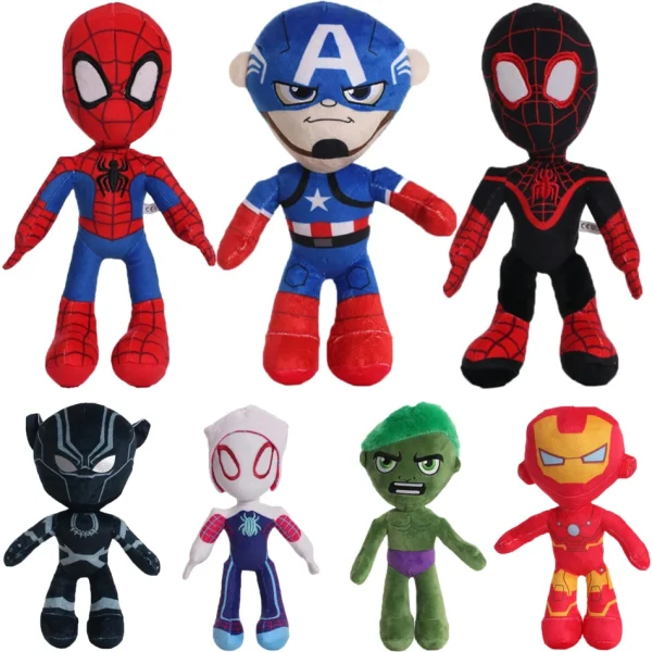 Com o Peluche Capitão América Avengers de 30cm, as crianças podem viver aventuras emocionantes com o icónico herói da Marvel. Ideal para fãs de super-heróis, seguro e macio, perfeito para crianças a partir dos 3 anos.