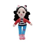 Descobre o adorável Peluche Gabby de 32cm da Casa de Bonecas da Gabby! Macio, fofinho e cheio de detalhes encantadores, é perfeito para os pequenos fãs da série. Ideal para abraçar e brincar!