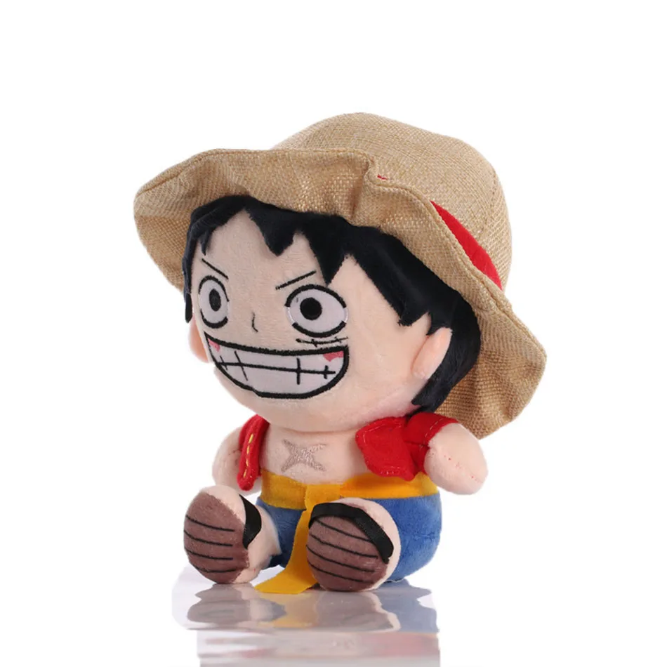 Peluche Luffy One Piece 20cm - Peluches de Anime na Plushie Descubra o Peluche Luffy One Piece 20cm, inspirado no icónico Monkey D. Luffy. Fabricado com materiais de qualidade, é perfeito para fãs de anime e crianças. Encontre já na Plushie!