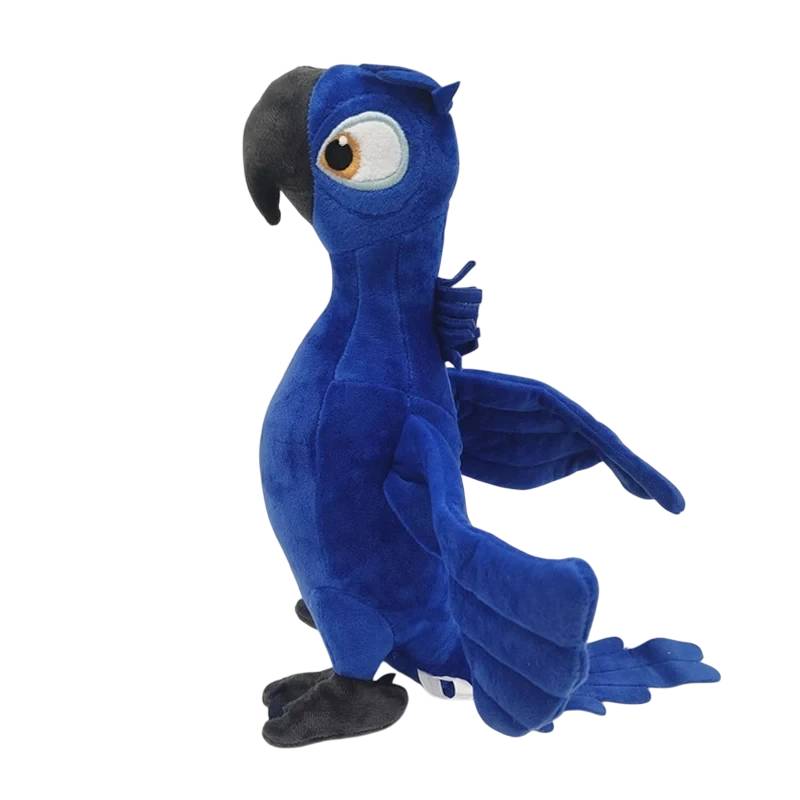 Leva para casa o adorável peluche Blu de Rio! Com 30cm de altura, materiais macios e um design fiel ao filme, é perfeito para fãs e colecionadores. Compra já!