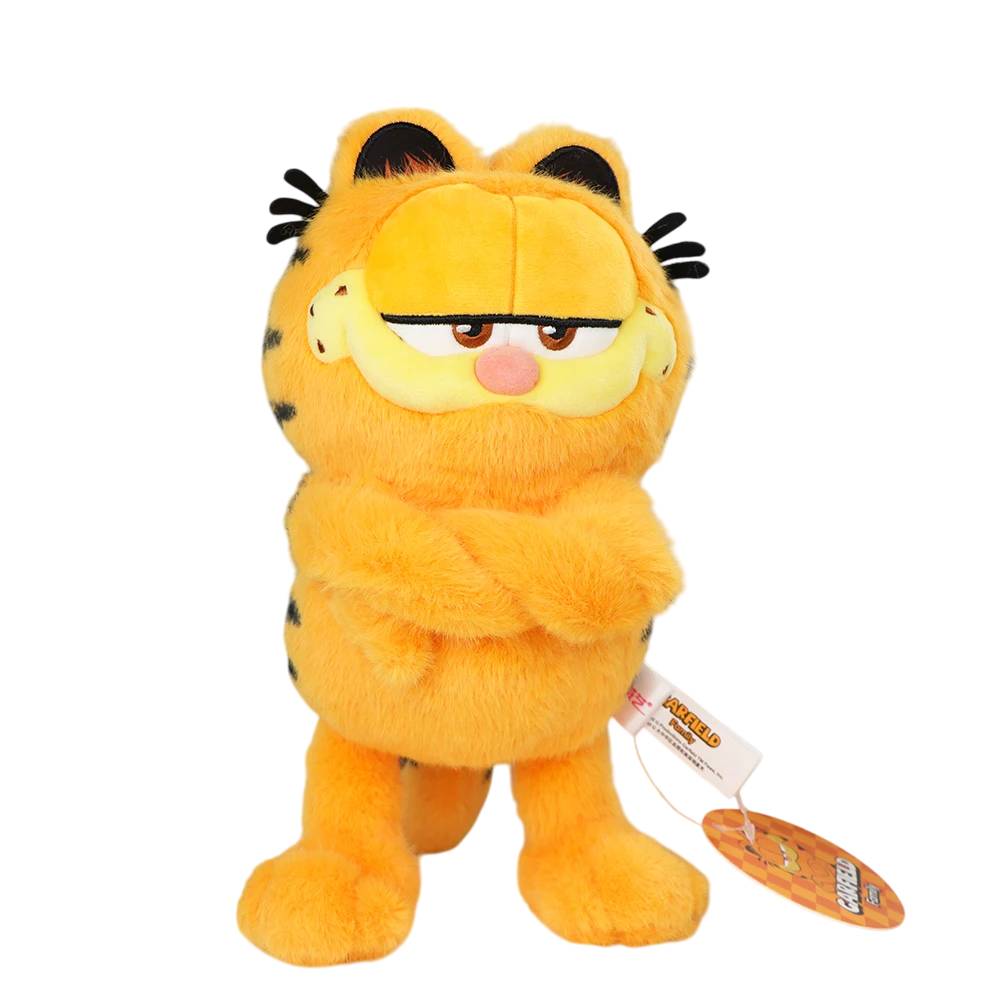 Leva para casa o icónico Peluche Garfield, macio e cheio de personalidade. Disponível em vários tamanhos, perfeito para fãs de todas as idades. Compra já!