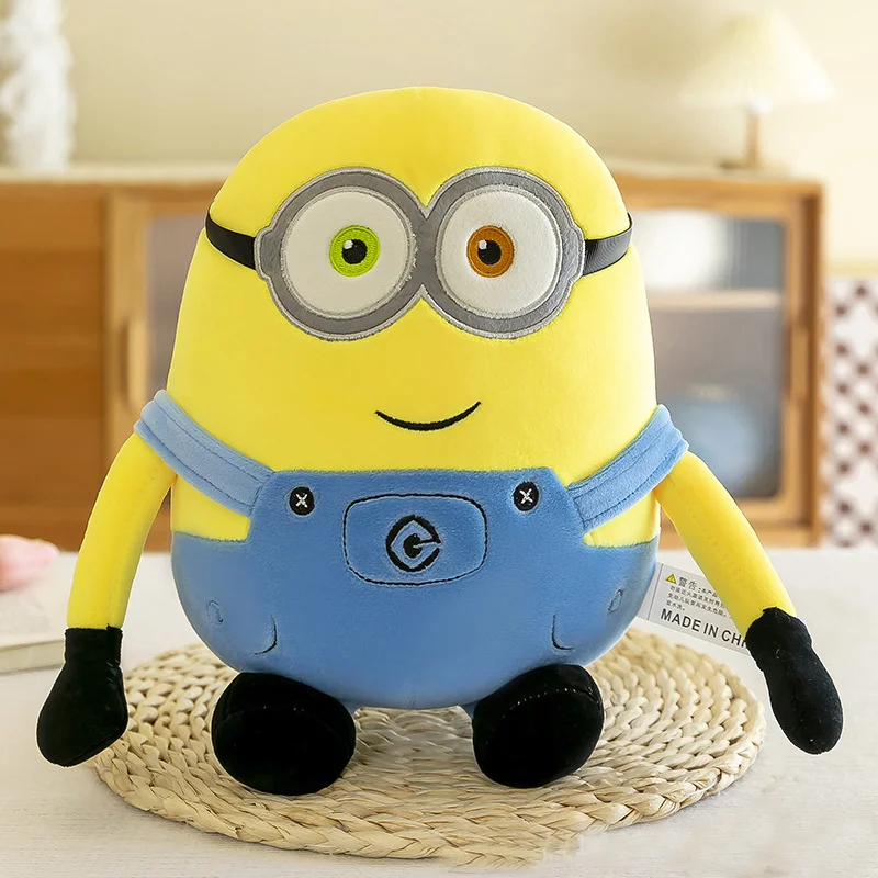 Peluche Minion Bob 25cm - Bonecos de Peluche dos Minions Leva para casa o adorável Peluche Minion Bob 25cm, inspirado no divertido personagem do filme Mínimos. Macio, fofo e com certificação CE, é perfeito para fãs de todas as idades. Compra já!