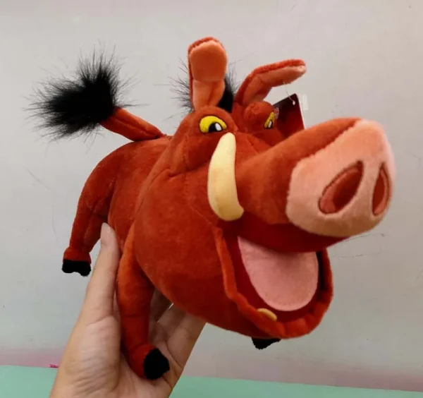 O divertido Peluche Pumba 22cm é perfeito para crianças e fãs do Rei Leão. Macio, seguro e ideal para abraçar ou colecionar.
