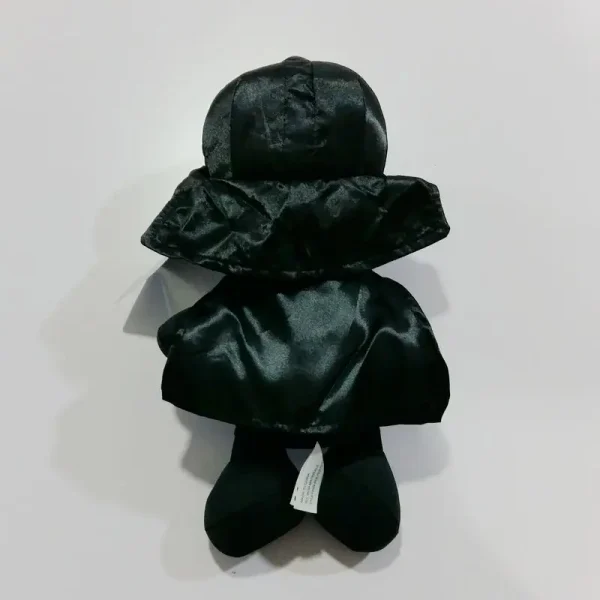 Descobre o Peluche Darth Vader 30cm da saga Star Wars. Macio, detalhado e certificado CE — ideal para fãs e crianças a partir dos 3 anos.