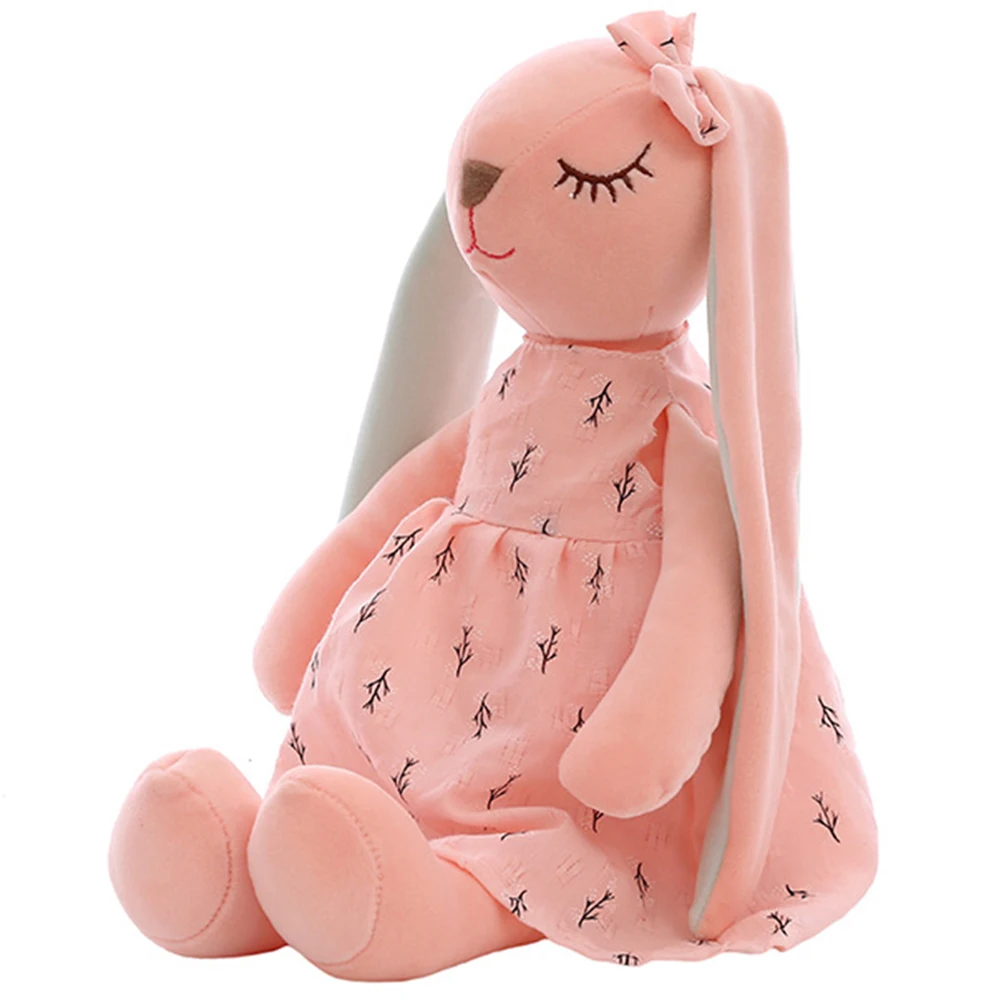 Descubra a Coelhinha de Orelhas Longas 35cm, um peluche infantil macio e encantador, perfeito para oferecer e brincar com segurança. Envio gratuito.