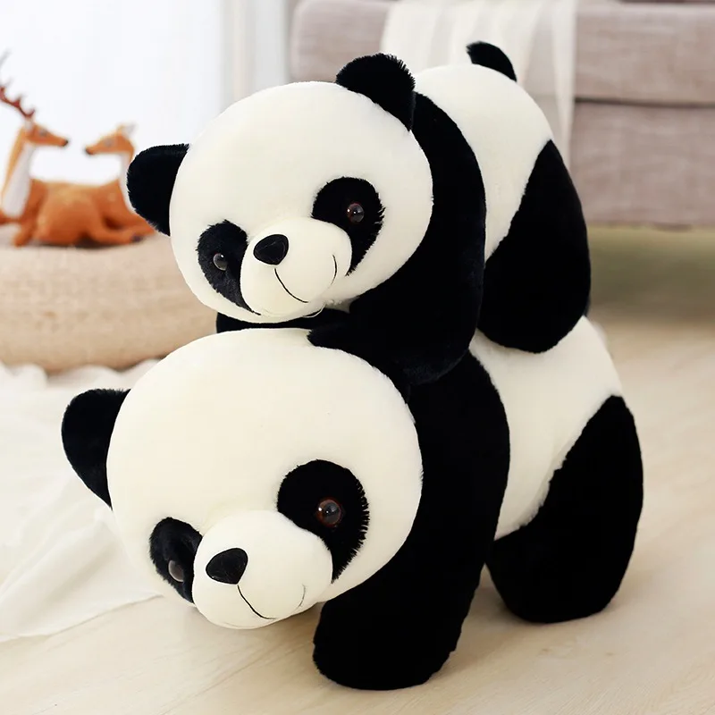 Peluche Panda - Peluche Infantil em Vários Tamanhos Descubra o Peluche Panda, macio e certificado CE, disponível em vários tamanhos. Ideal para crianças +3 anos, perfeito para abraçar, oferecer ou decorar.