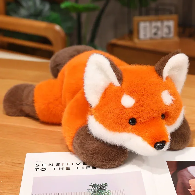 Peluche Raposa - Bonecos de Peluches de Animais da Floresta Descubra o Peluche Raposa, macio e certificado CE, disponível em vários tamanhos. Ideal para crianças +3 anos, perfeito para brincar, oferecer ou decorar com ternura.