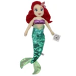 Descobre o mágico Peluche Ariel - A Pequena Sereia 40cm! Um peluche Disney macio, detalhado e perfeito para fãs da Ariel. Ideal para abraçar, decorar ou oferecer. Encomenda já!