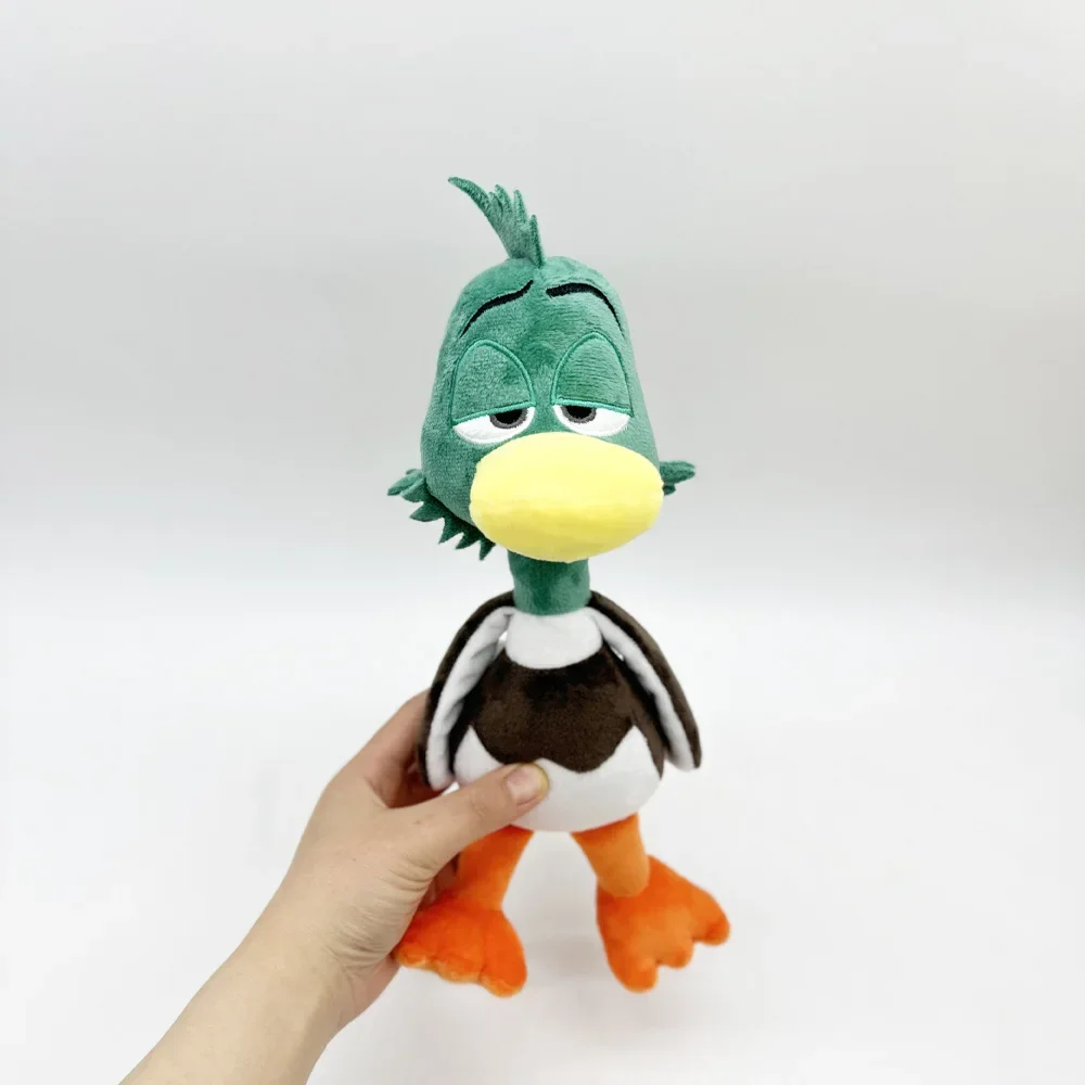 Peluche Mack Mallard - Filme Patos 32cm - Bonecos de Peluche do Filme Patos! (Migration) Descubra o Peluche Mack Mallard do filme Patos com 32cm. Um peluche macio, divertido e perfeito para fãs de filmes de aventura e animação infantil.